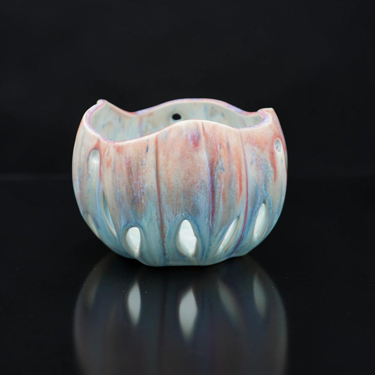 Porcelain orchid pot - Garden of Mist