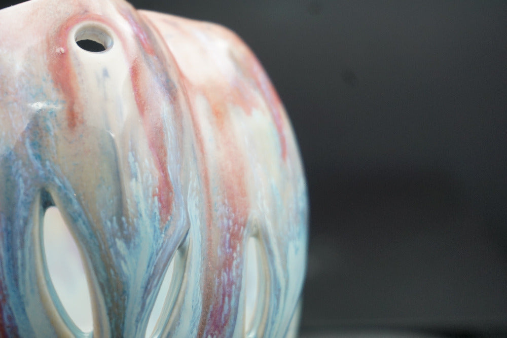 Porcelain orchid pot - Garden of Mist