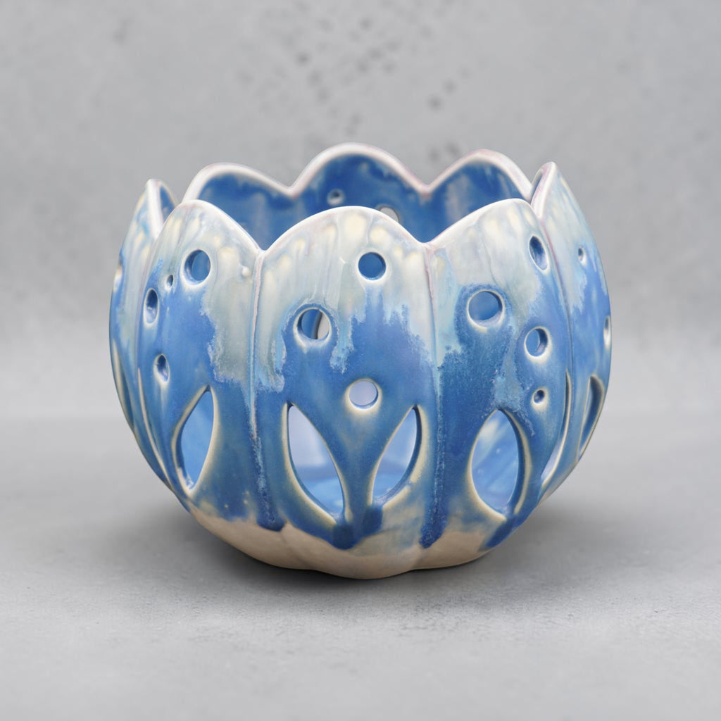 Porcelain orchid pot - Polka Petal