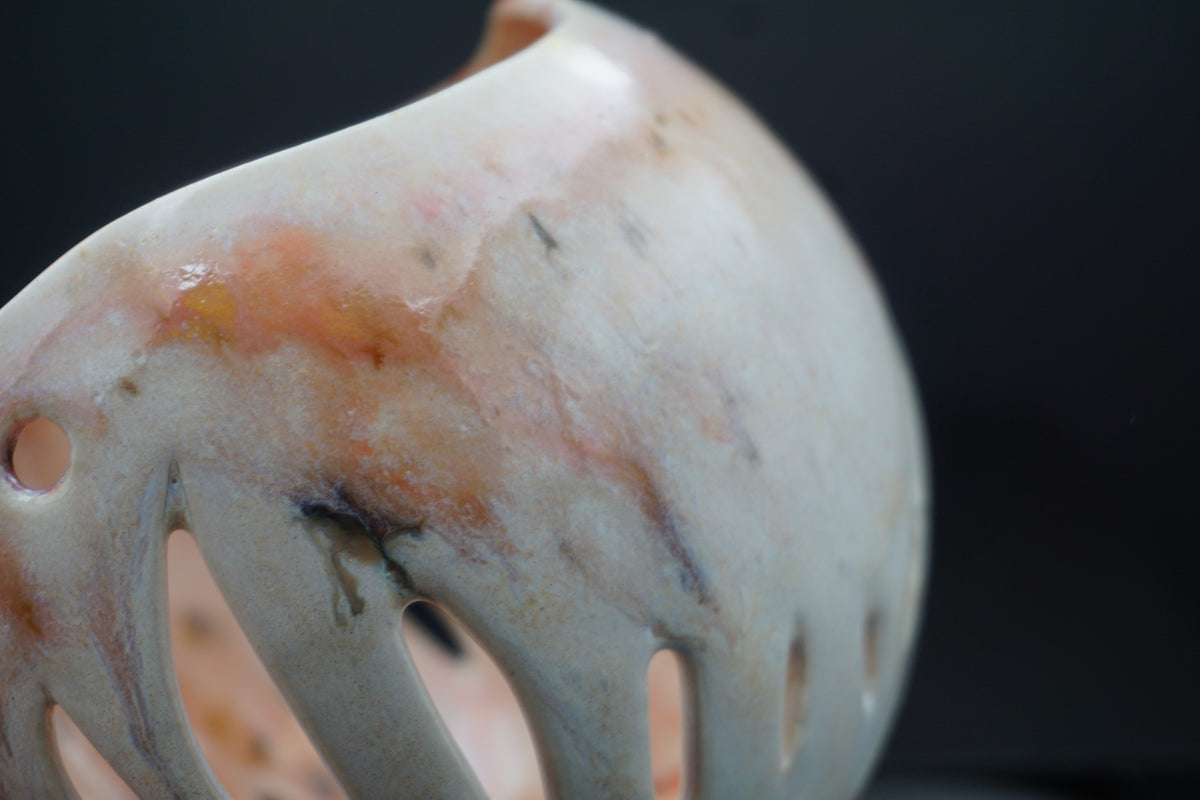 Porcelain orchid pot - Amaryliss