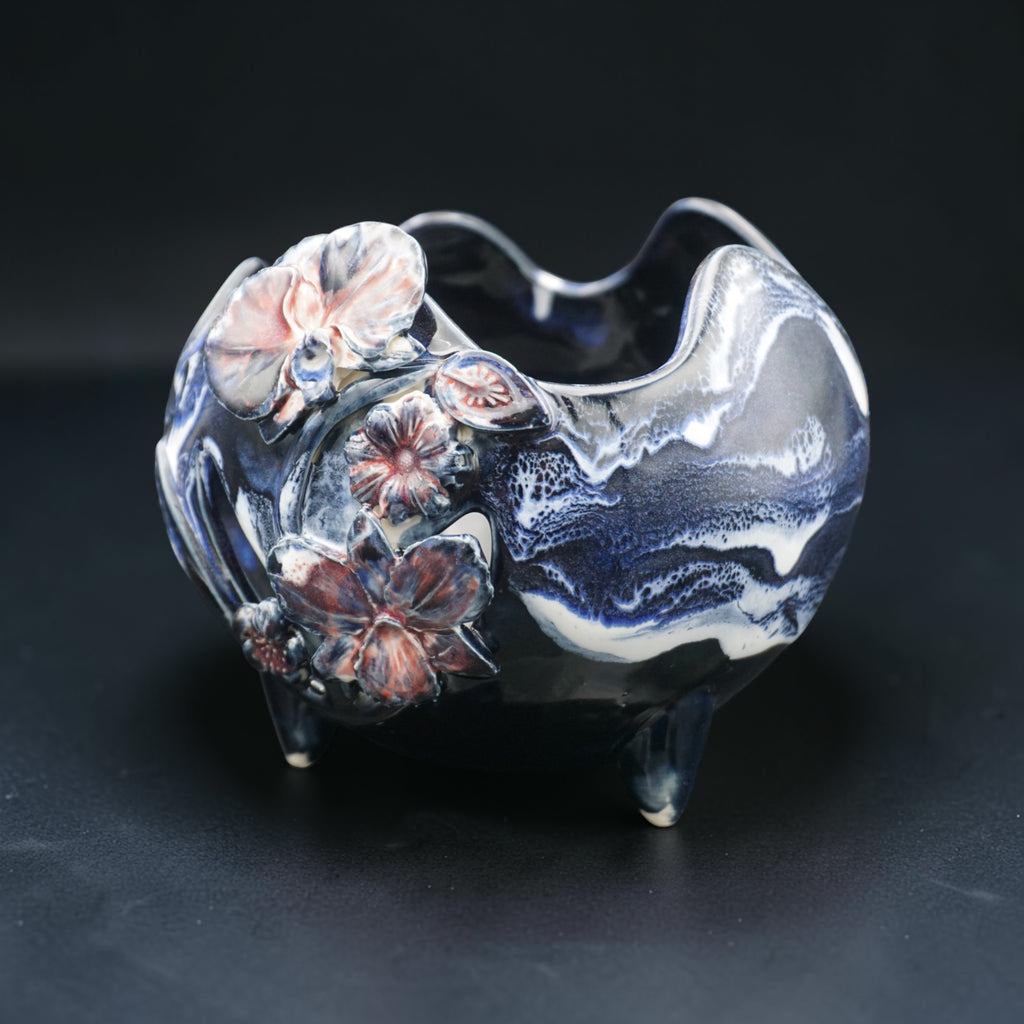 Retro porcelain orchid pot - Flower Power