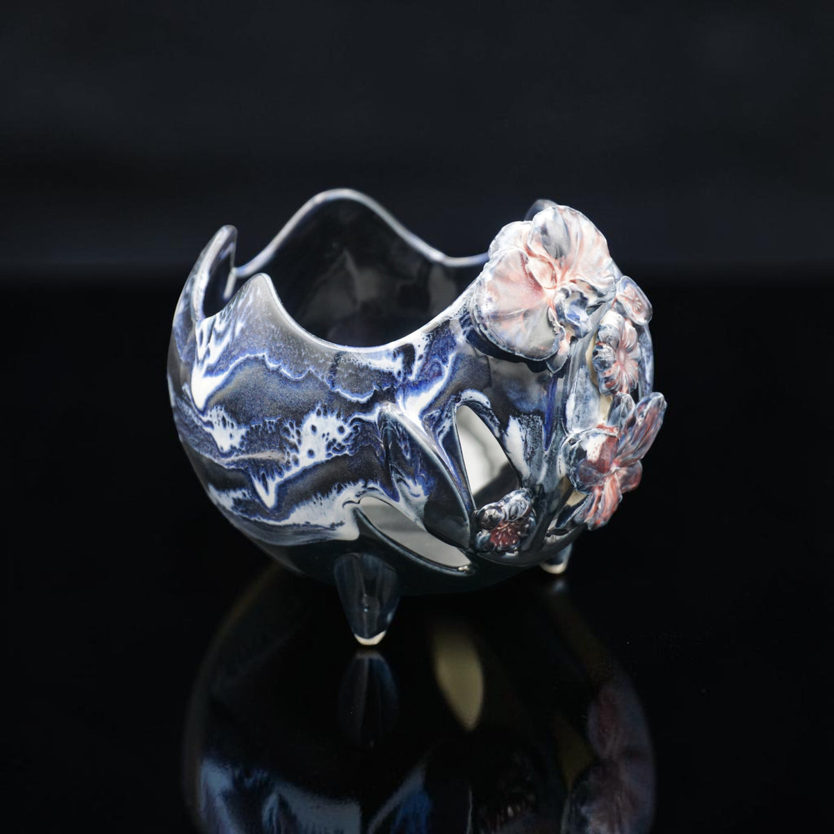 Retro porcelain orchid pot - Flower Power