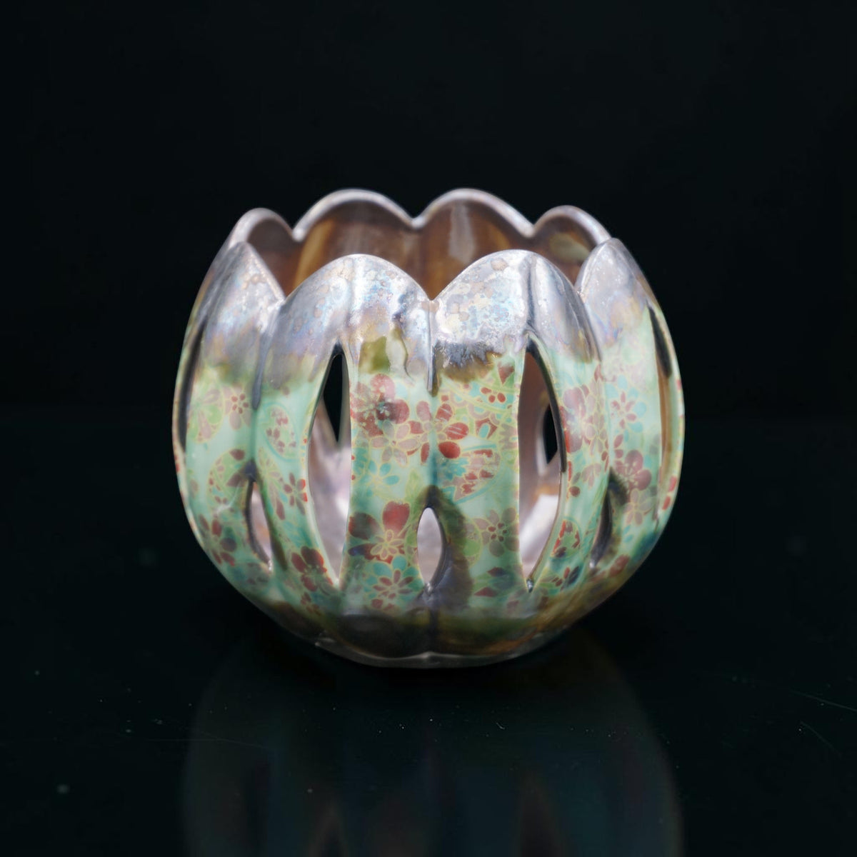 Porcelain orchid pot - Bitter honey