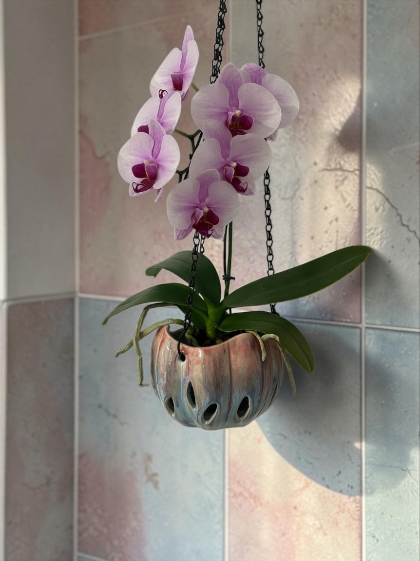 Porcelain orchid pot - Garden of Mist